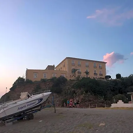L'oasi Di Giorgia Bed & Breakfast 4*