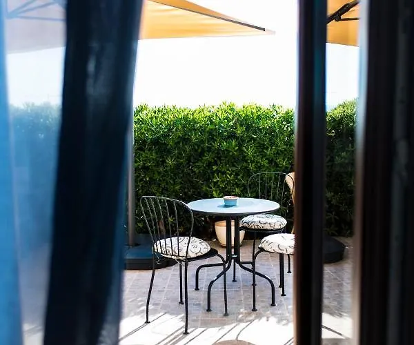 L'oasi Di Giorgia 住宿加早餐酒店 4*